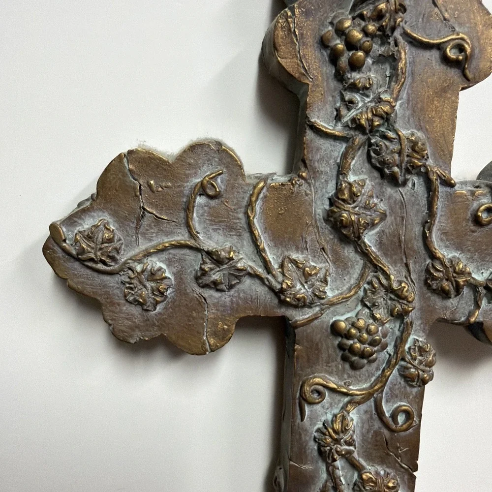 Cross Wall Hanging Grape Design 9 X 6.5